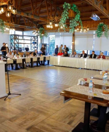 Büyükkılıç ve Akar, Kayseri'de Şehit Aileleriyle Buluştu