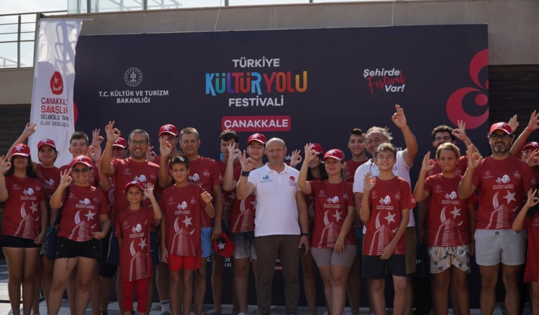 ÇANAKKALE'DE "TARİHE SAYGI ANI DALIŞI" VE "YELKEN SÜRÜŞÜ" DENEYİMİ BAŞLIYOR