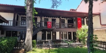 Çankırı'daki 272 Yıllık Çivitçioğlu Medresesi Ziyaretçilerini Ağırlıyor