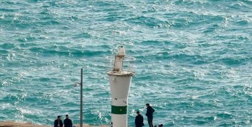 Çeşme'de 16 düzensiz göçmen yakalandı