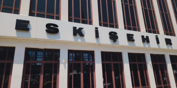 Cevdet Yılmaz Eskişehir'de Valiliği Ziyaret Edecek