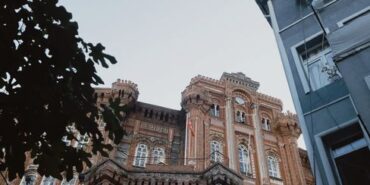 Cihat Yaycı'dan Ayvalık ve Fener Rum Patrikhanesi'ne uyarılar