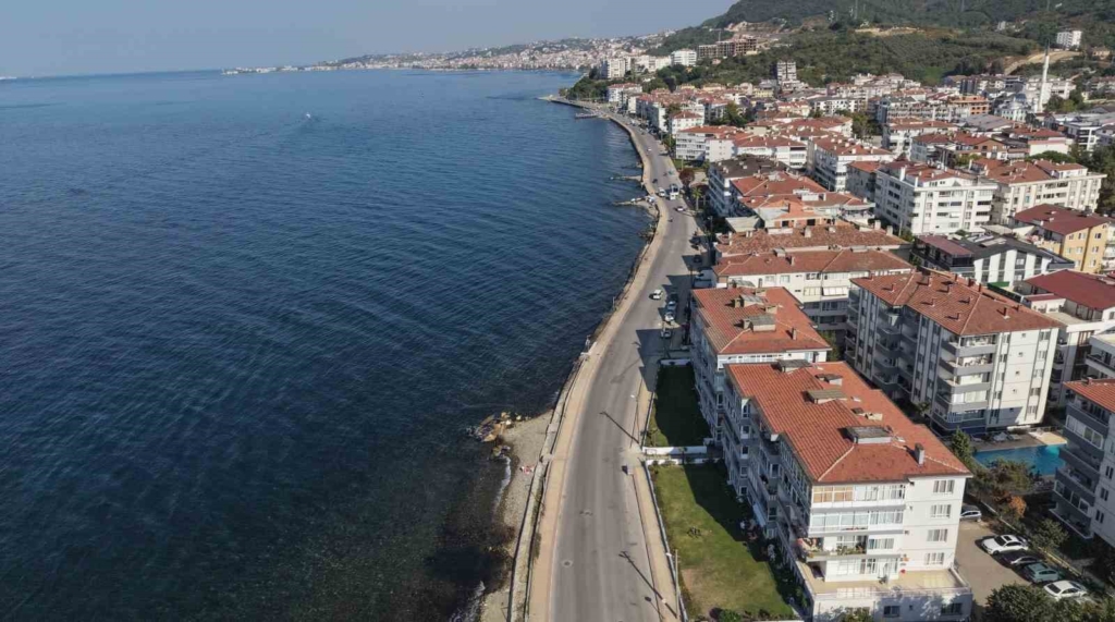 Çınarcık’ta denize girme yasağı: Kirlilik ve ceza gündemde