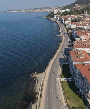 Çınarcık’ta denize girme yasağı: Kirlilik ve ceza gündemde