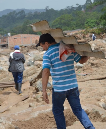 Çin'in Sichuan Eyaletinde Sel ve Toprak Kayması: 10 Kişi Hayatını Kaybetti