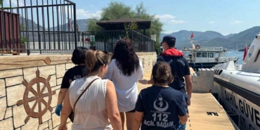Dalaman'da gezi teknesinde yaralanan vatandaş tıbbi tahliye edildi