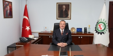 DENİZLİ OSB BAŞKANI YAYMANOĞLU, "30 AĞUSTOS, TÜRKİYE CUMHURİYETİ'NİN KURULUŞUNA UZANAN YOLUN EN ÖNEMLİ DÖNÜM NOKTALARINDAN BİRİSİDİR"