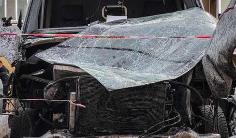 Denizli'de alkollü sürücü kaza yaptı, araçlar zarar gördü
