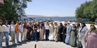 Denizli'de okuma-yazma kursu kadınları keşif gezisine çıktı