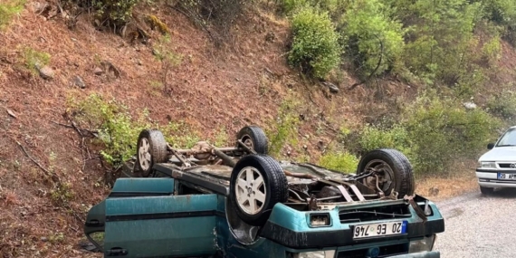 Denizli'de takla atan otomobilde sürücü hayatını kaybetti