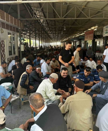 Dicle Kaymakamı Mustafa Atış, esnaf ve vatandaşlarla buluşuyor