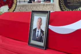 Didim'de Kıbrıs Gazisi Hayrettin Elik askeri törenle uğurlandı