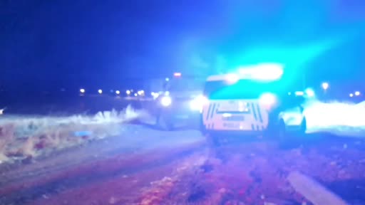 Diyarbakır Silvan'da anız ve örtü yangını söndürme çalışmaları sürüyor
