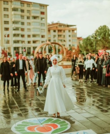 Diyarbakır'da gelin-görümce işbirliği dikkat çekiyor