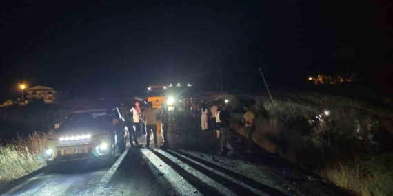 Diyarbakır'da hatalı sollama kazası: 2 ölü, 1 yaralı