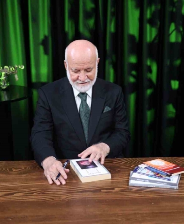 Dr. Abdulcabbar Boran: Kur'an ile huzur sağlanabilir