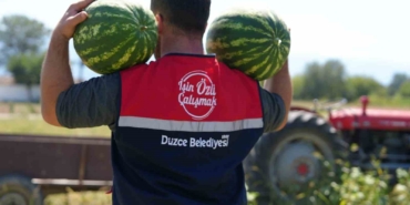 Düzce'de Ata Tohumlarından Üretilen Karpuzlar İhtiyaç Sahiplerine Ulaştırıldı