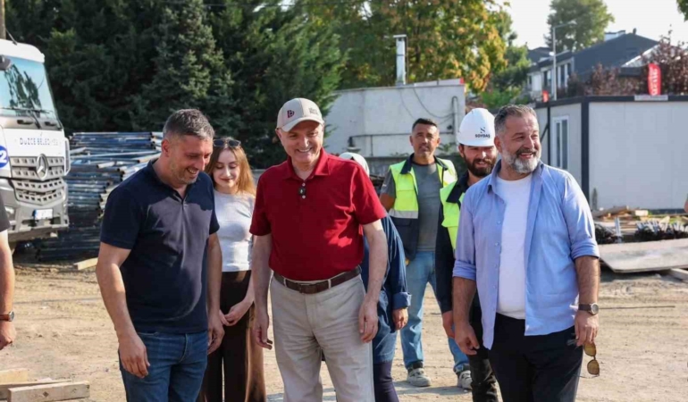 Düzce'de Cedidiye Kent Meydanı ve Spor Kampüsü İnşaatı Tamamlanıyor