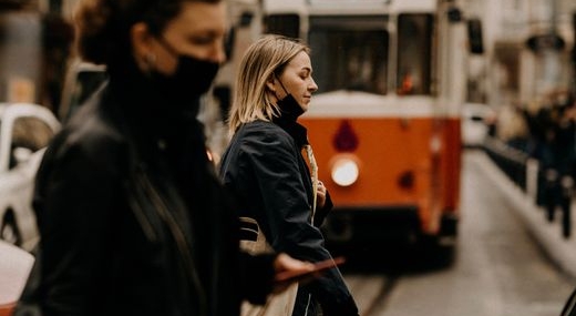 Eda Ece, Haluk Levent'e karşı uyarıldığını açıkladı