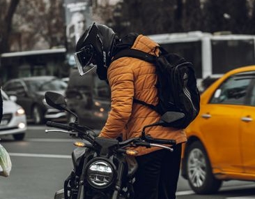 Edirne'de motosiklet tırla çarpıştı, sürücü hayatını kaybetti