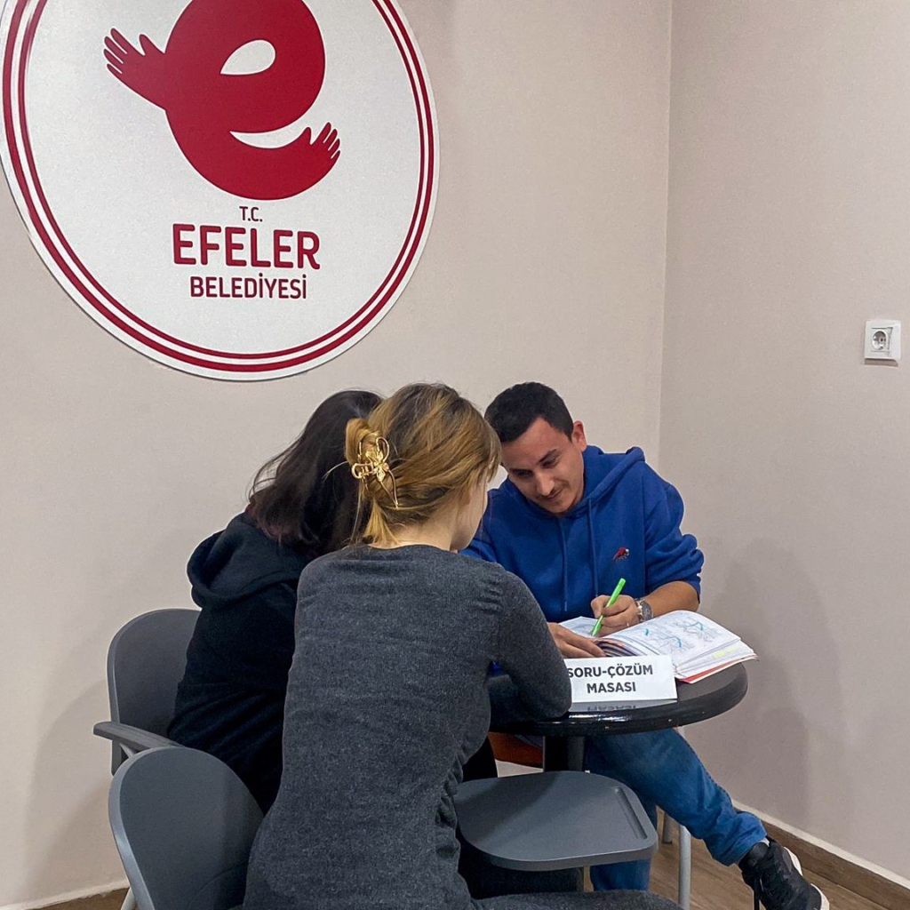 Efeler Belediyesi'nden LGS ve YKS için ücretsiz atölye desteği