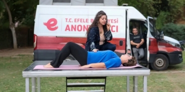 Efeler’de Açık Havada Nefes Egzersizi Etkinliği Düzenlendi