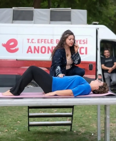 Efeler’de Açık Havada Nefes Egzersizi Etkinliği Düzenlendi
