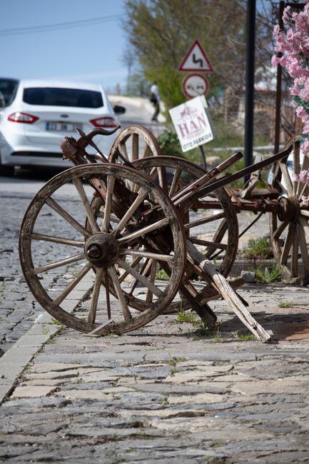 Elazığ'da iki otomobil çarpıştı, 5 kişi yaralandı