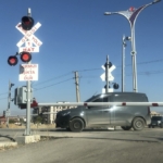 Elazığ'da tren yolunda tehlikeli anlar kaydedildi