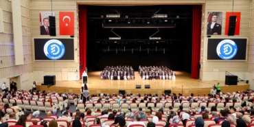 Erciyes Üniversitesi Diş Hekimliği Fakültesi 17. Dönem Mezunlarını Verdi