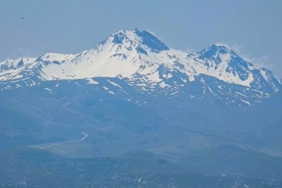 Erciyes Üniversitesi'ne 21 Laboratuvarlı Yeni Bina Kazandırıldı