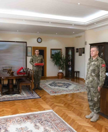 Erzincan 3. Ordu Komutanlığı'nda devir teslim töreni yapıldı