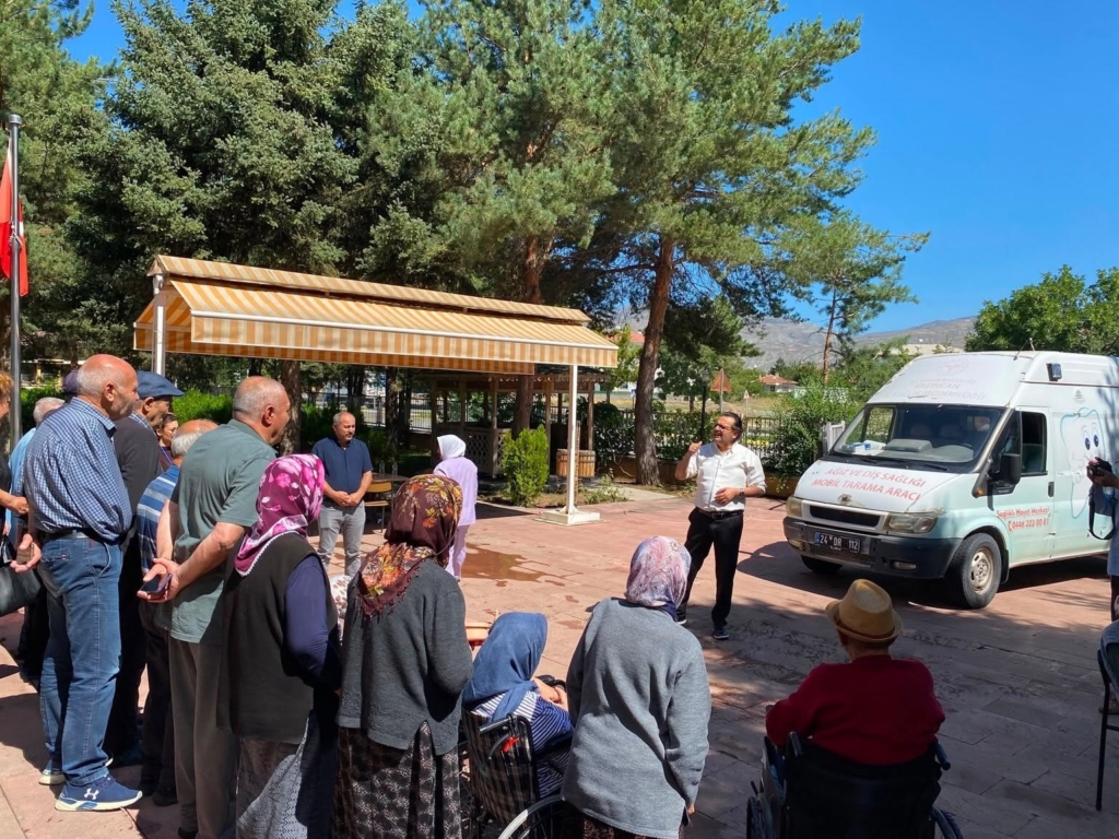 Erzincan'da 63 Yaşlıya Sağlık Eğitimi Verildi