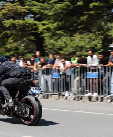 Erzincan'da Ergan Motofest 2026'da Drag Yarışları Heyecanı