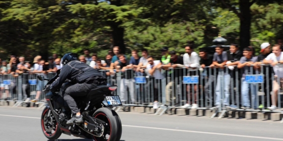 Erzincan'da Ergan Motofest 2026'da Drag Yarışları Heyecanı