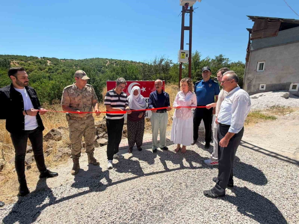 Erzincan'da Şehit İdris Yılmaz'ın Anısına Cadde Açıldı