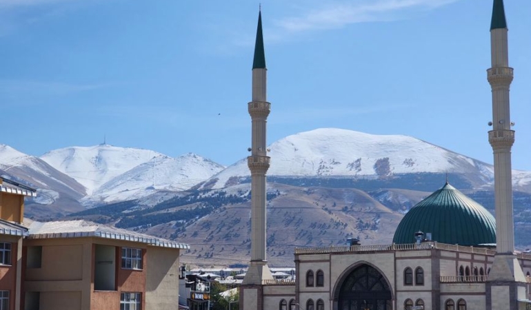 Erzurum'da 'Peygamberimiz ve Güzel Ahlak' Konferansı Düzenlendi