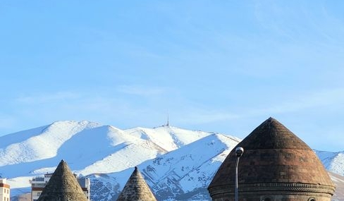 Erzurum'daki Taş Baba, Anadolu'nun Tarihine Işık Tutuyor