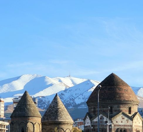 Erzurum'daki Taş Baba, Anadolu'nun Tarihine Işık Tutuyor