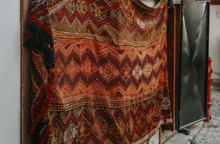 Erzurumlu Şeyma Sezer, Kilim Üzerine Türk Tarihini Resmediyor