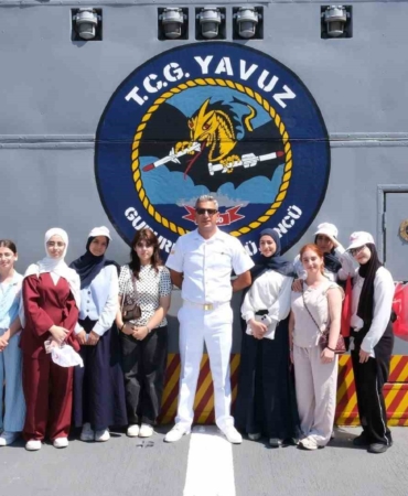 Esenyurt Belediyesi'nden gençlere TEKNOFEST Mavi Vatan gezisi