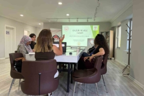 Eskişehir'de Aile Eğitim Programı ile Aile Yaşamı Destekleniyor