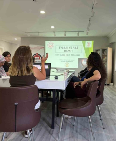Eskişehir'de Aile Eğitim Programı ile Aile Yaşamı Destekleniyor