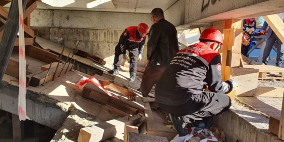 Eskişehir'de İnşaat Çevresindeki Göçükler Tehlike Saçıyor