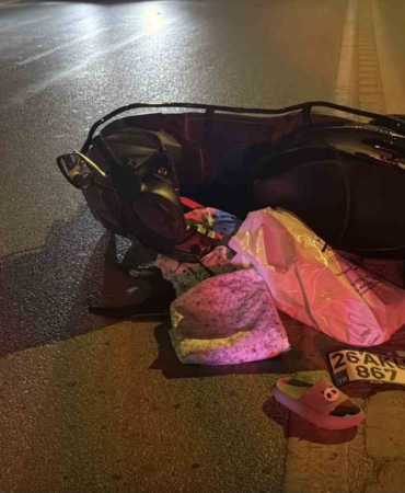 Eskişehir'de otomobil ve motosiklet çarpıştı, 2 yaralı