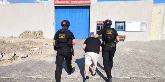 FETÖ'cü teröriste yardım eden kişi tutuklandı