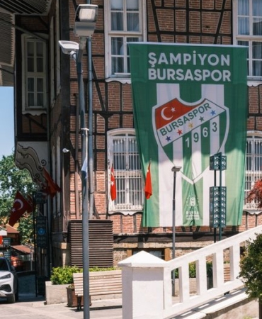 Fatih Karagümrük, Bursaspor'u 2-1 mağlup etti