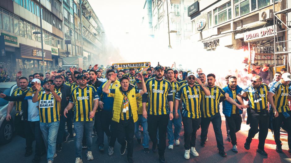 Fenerbahçe, Romelu Lukaku ile imza töreni düzenledi