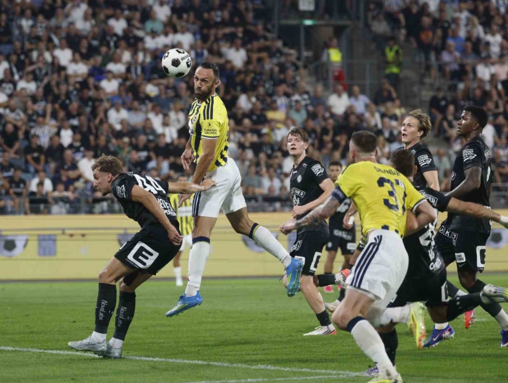 Fenerbahçe, Sturm Graz'ı 1-0 mağlup ederek play-off turuna yükseldi