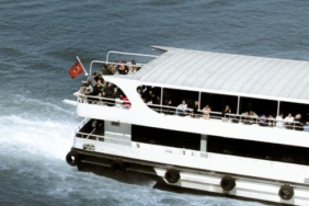 Fethiye'de gezi teknesinde yangın: 115 yolcu denize atladı